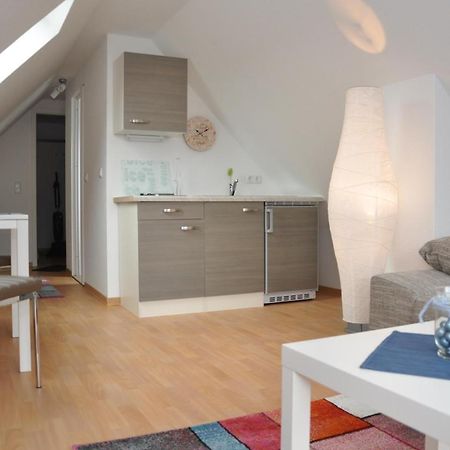 Ferienhaus Mueritzzauber / 1 Zimmer Dachgeschoss-Appartement Röbel 外观 照片